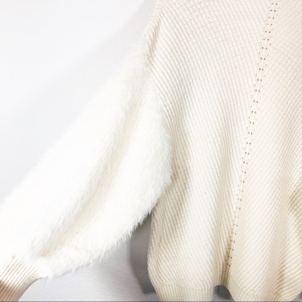 🔥Anthro Knitted & Knotted ivory soft eyelash sleeves sweater - Picture 6 of 12